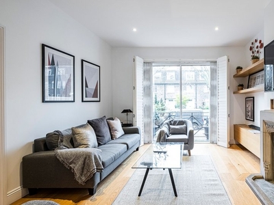 4-Bedroom Apartment for rent in Bayswater, London