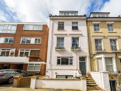 3 bedroom Flat for sale in Ainger Road, Primrose Hill NW3