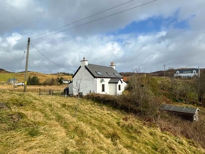 Cottage for sale in Tarskavaig, Isle Of Skye IV46