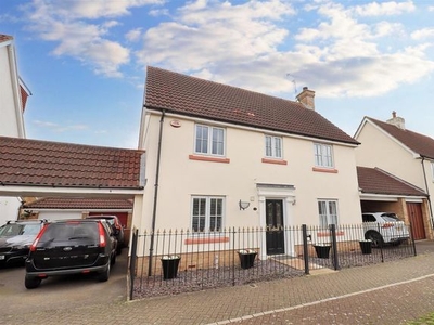Detached house for sale in Eglinton Drive, Chelmsford CM2