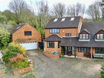Detached house for sale in Lindrick Close, Borough Hill, Northamptonshire NN11