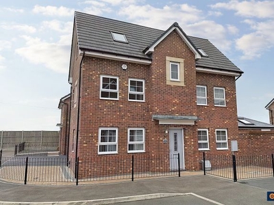 Detached house for sale in Top Knot Close, Nuneaton CV11