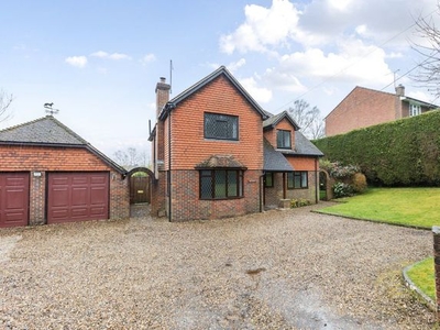 Detached house to rent in Common Road, Ightham TN15