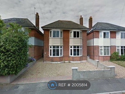 Detached house to rent in Eldon Rd, Bournemouth BH9