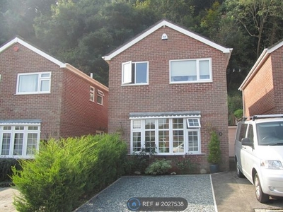 Detached house to rent in Southgate Close, Plymouth PL9
