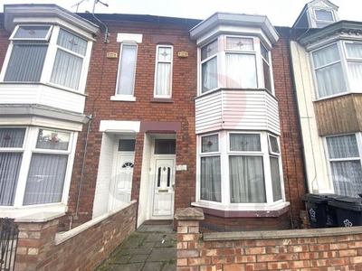 End terrace house to rent in Fosse Road South, Leicester LE3