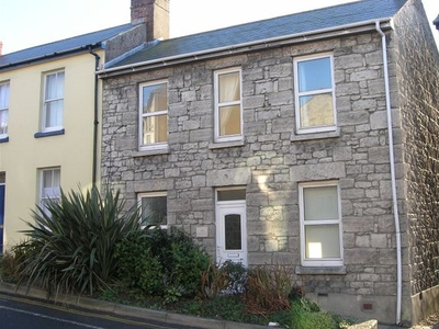 End terrace house to rent in High Street, Fortuneswell, Portland, Dorset DT5