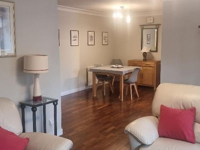 Flat to rent in Albert Place, Aberdeen AB25