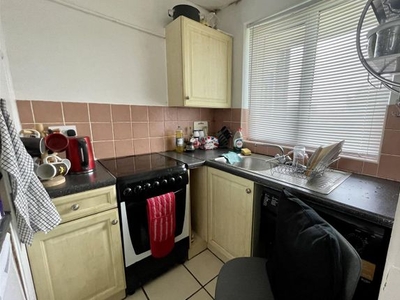 Flat to rent in Broomley Court, Fawdon, Newcastle Upon Tyne NE3