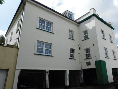 Flat to rent in Castle Hill, Axminster EX13