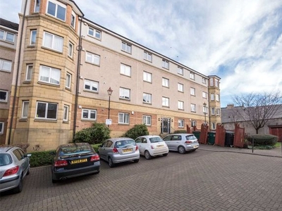 Flat to rent in Easter Dalry Road, Dalry, Edinburgh EH11