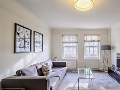 Flat to rent in Fulham Road, South Kensington, London SW3