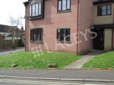 Flat to rent in Highland Court, Eastland Road, Yeovil BA21