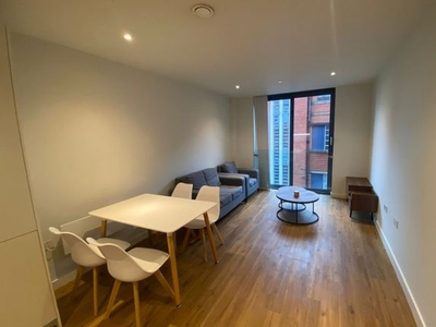 Flat to rent in Irk Street, Manchester M4