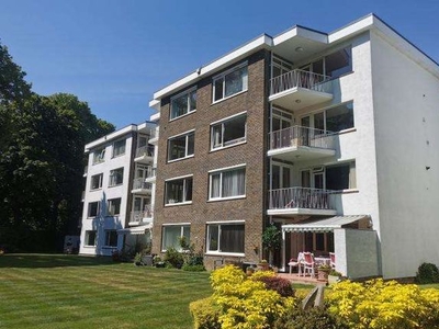 Flat to rent in Lindsay Road, Branksome Park, Poole BH13
