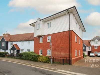 Flat to rent in Marsh Crescent, Rowhedge, Colchester CO5