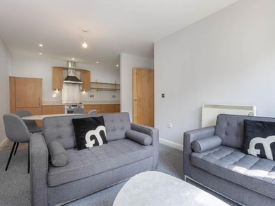 Flat to rent in Newhall Court, George Street B3