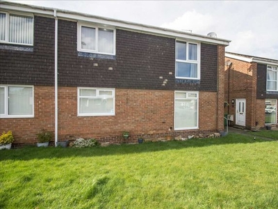 Flat to rent in Purbeck Gardens, Eastfield Chase, Cramlington NE23