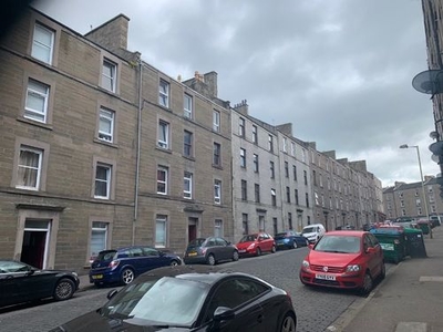 Flat to rent in Rosefield Street, Dundee DD1