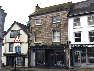Flat to rent in St Thomas Street, Penryn TR10