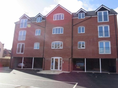 Flat to rent in The Tanyard Square, Oak Street, Oswestry SY11