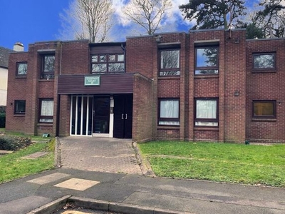Flat to rent in Woodfield Close, Sutton Coldfield B74