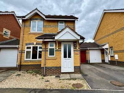 Link-detached house to rent in Primrose Close, Swindon SN25