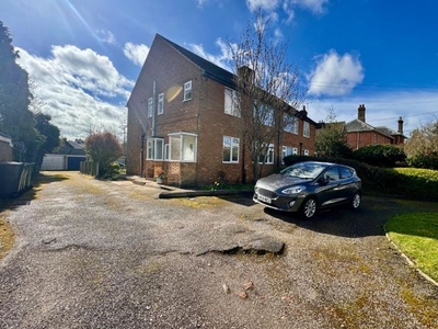 Maisonette to rent in Warwick Road, Wolston, Coventry CV8