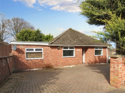 Moore Avenue, Old Catton, Norwich, Norfolk, NR6 5 bedroom bungalow in Old Catton