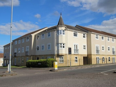 Penthouse to rent in Queens Square, Chippenham SN15
