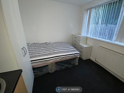 Room to rent in Hampton Road, Erdington, Birmingham B23