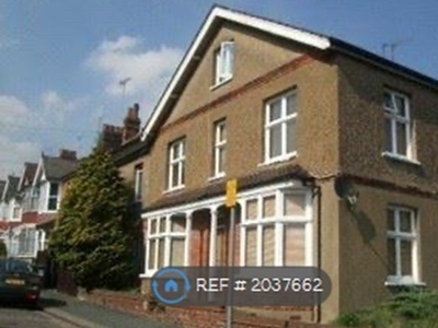 Semi-detached house to rent in Granville Road, Watford WD18