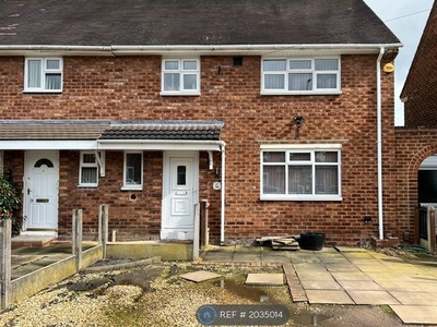 Semi-detached house to rent in Grenfell Road, Walsall WS3
