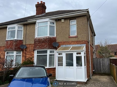 Semi-detached house to rent in Heaton Road, Bournemouth BH10