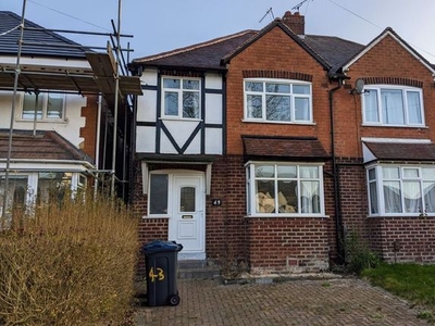 Semi-detached house to rent in Woodleigh Avenue, Harborne, Birmingham B17
