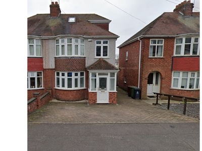 Semi-detached house to rent in Wrexham Avenue, Walsall WS2
