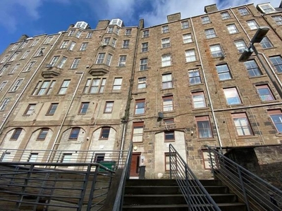 Flat to rent in Seabraes Lane, Dundee DD1