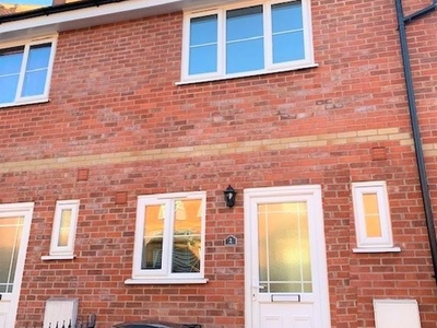 Terraced house to rent in Everton Road, Yeovil BA20