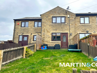 Terraced house to rent in Outfield Close, Heckmondwike, West Yorkshire, West Yorkshire WF16