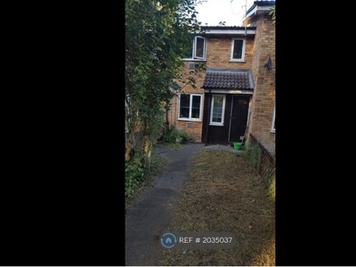 Terraced house to rent in Tall Trees, Slough SL3