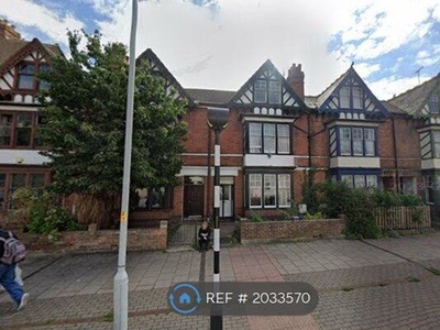 Terraced house to rent in Worcester Street, Gloucester GL1