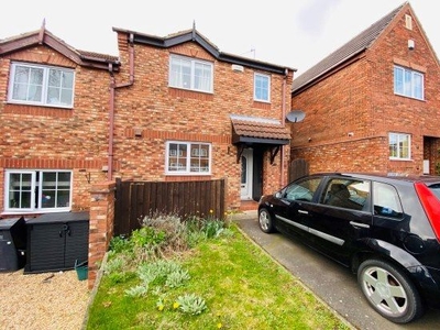 Town house to rent in Coppice Gate, Nottingham NG5