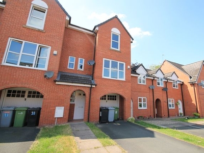 Town house to rent in Lambert Crescent, Nantwich CW5