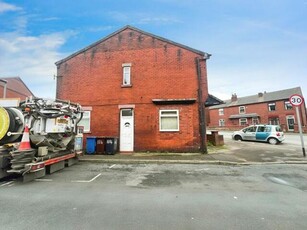 1 Bedroom Flat For Sale In Atherton, Manchester
