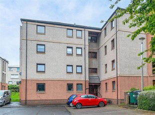 2 bed ground floor flat for sale in Duddingston