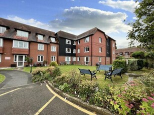 2 Bedroom Apartment For Sale In Woodbury Lane
