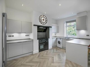 2 bedroom end of terrace house for sale Wakefield, WF3 1RJ
