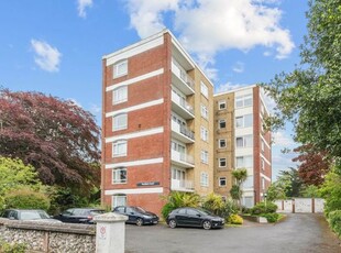 2 bedroom flat for sale Worthing, BN11 4RQ