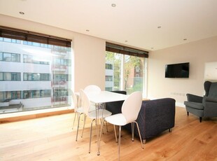 2 bedroom flat to rent Camden, NW1 8ER
