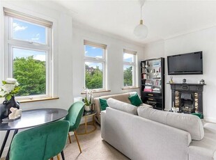 3 bedroom apartment for sale London, N22 7SR
